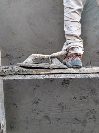 Top Bond vs Regular Cement