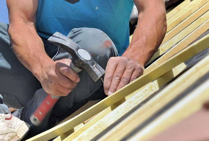 Re-roofing vs roof repair